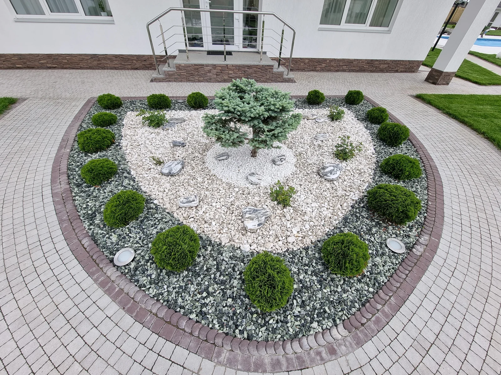 Landscaping project #35 in Kelowna, BC — EcoForest