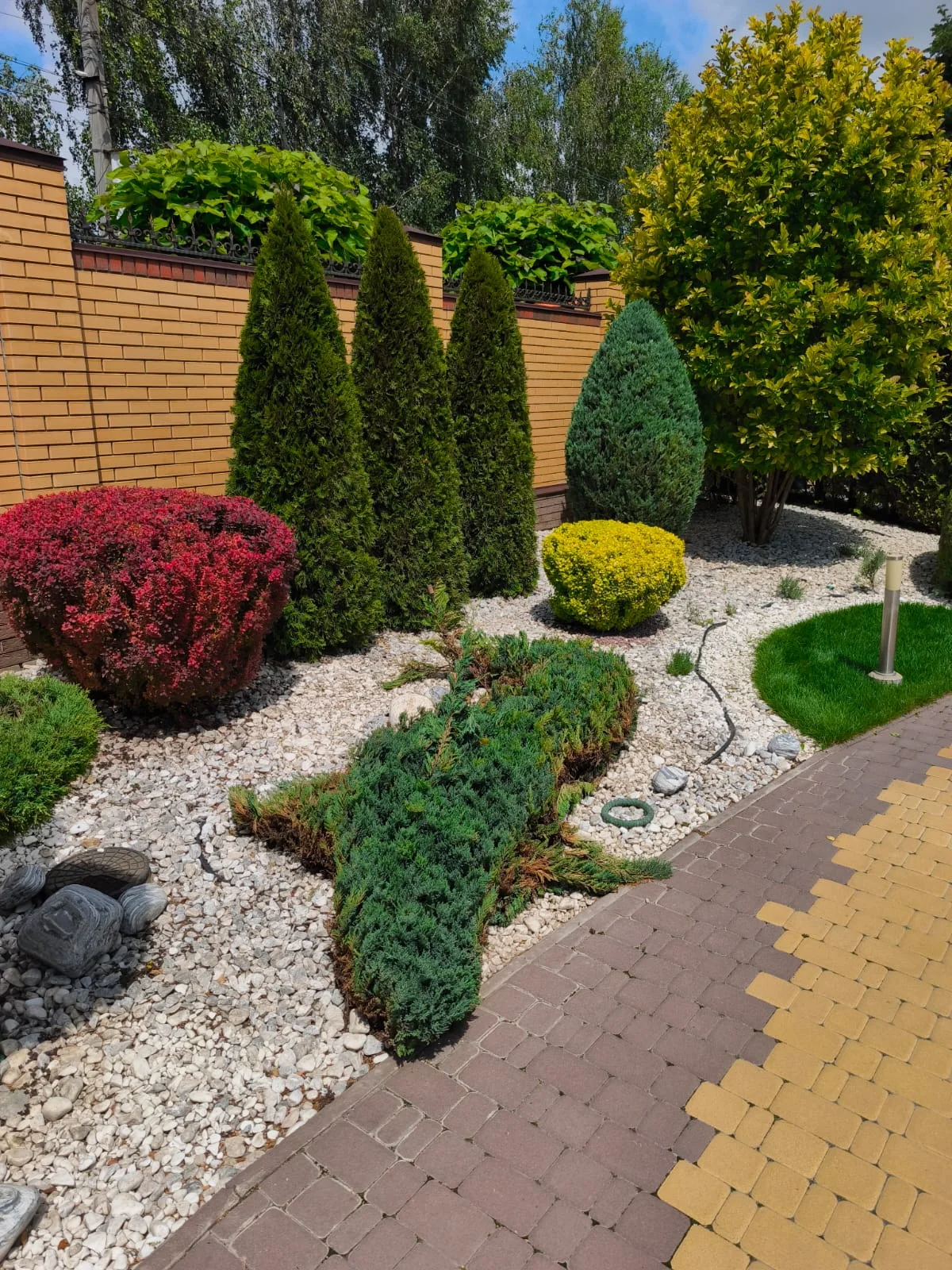 Landscaping project #21 in Kelowna, BC — EcoForest